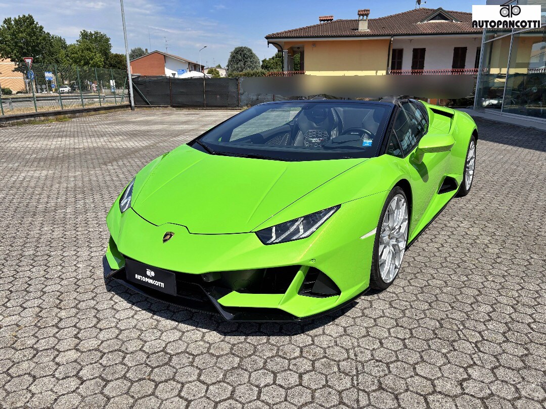 LAMBORGHINI Huracán