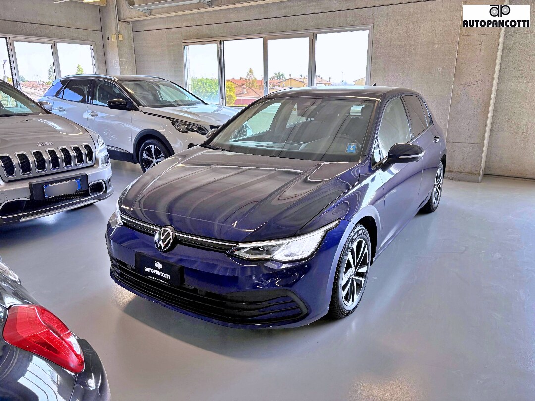 VOLKSWAGEN Golf 8ª serie